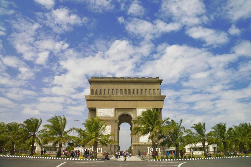Horison Kota Lama Semarang Ngoại thất bức ảnh